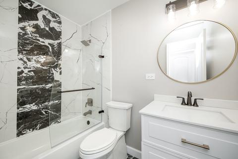 594 Frederick Ln, Hoffman Estates, IL 60169 photo 12