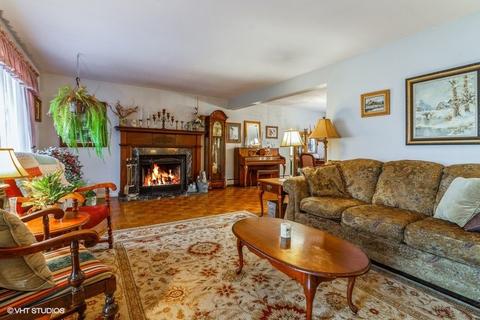 3217 W Hunter Path, Mchenry, IL 60050 photo 4