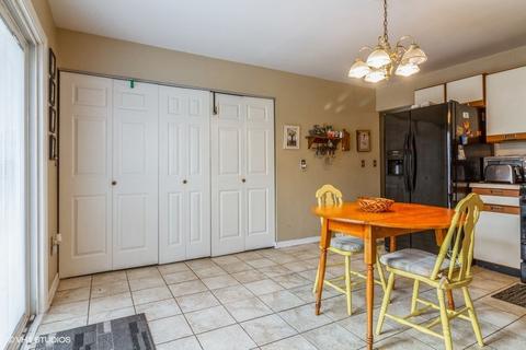 3217 W Hunter Path, Mchenry, IL 60050 photo 8