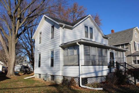 509 S Genesee St, Morrison, IL 61270 photo 2
