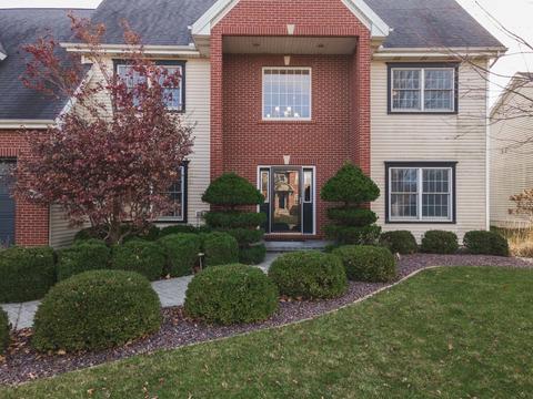 3607 Armstrong Dr, Bloomington, IL 61704 photo 2