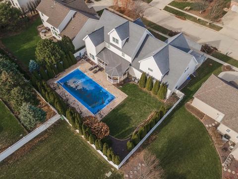 3607 Armstrong Dr, Bloomington, IL 61704 photo 3