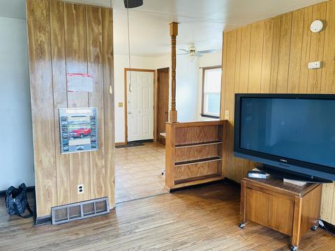 1435 Summit Ave, Aurora, IL 60505 photo 5