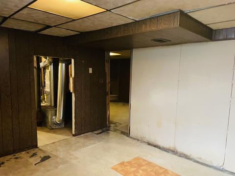 1435 Summit Ave, Aurora, IL 60505 photo 14