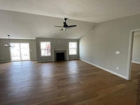 1013 Bach Dr, Bloomington, IL 61704 photo 3