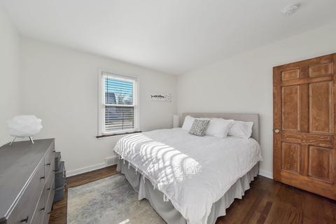 349 E Harrison Ave, Wheaton, IL 60187 photo 11