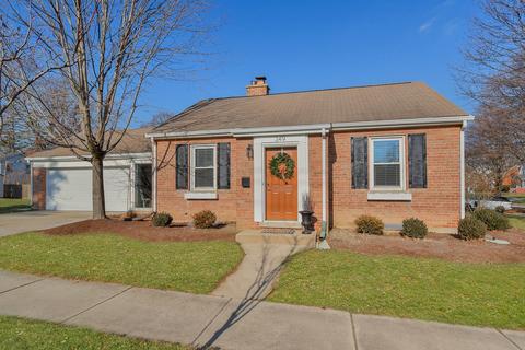 349 E Harrison Ave, Wheaton, IL 60187 photo 2