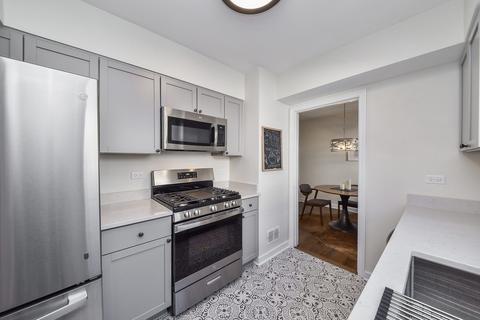 349 E Harrison Ave, Wheaton, IL 60187 photo 8
