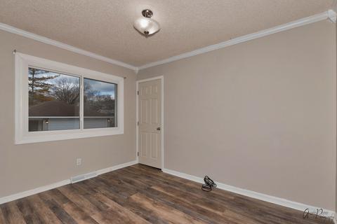 1703 Meadow Ln, Mchenry, IL 60050 photo 11