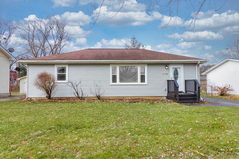 1703 Meadow Ln, Mchenry, IL 60050 photo 1
