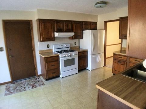 3959 Mill Rd, Cherry Valley, IL 61016 photo 8