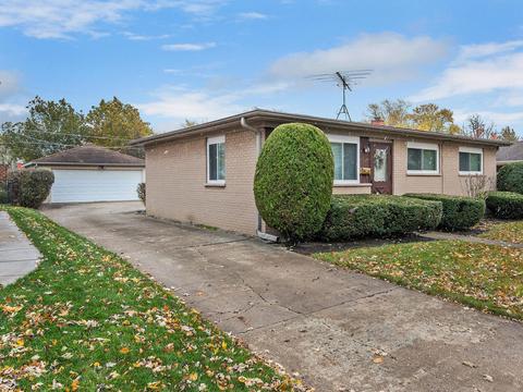 461 Farthing Ln, Des Plaines, IL 60016 photo 3