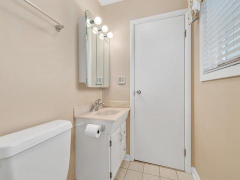461 Farthing Ln, Des Plaines, IL 60016 photo 10
