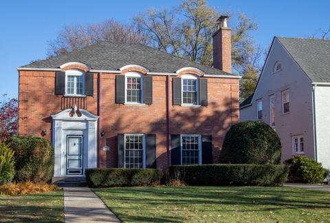 1331 Jackson Ave, River Forest, IL 60305 photo 2