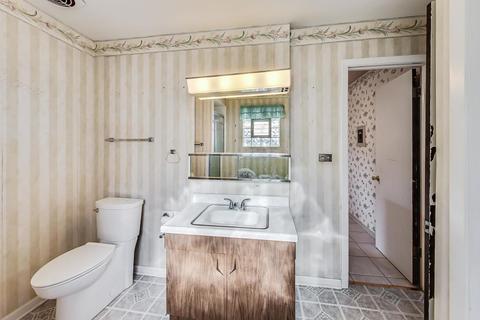 3303 Saint James St, Rolling Meadows, IL 60008 photo 20