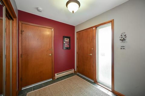1912 Glencoe St, Wheaton, IL 60187 photo 5