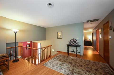 1912 Glencoe St, Wheaton, IL 60187 photo 6