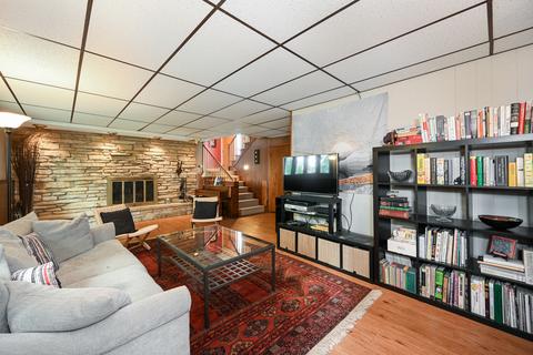 1912 Glencoe St, Wheaton, IL 60187 photo 19