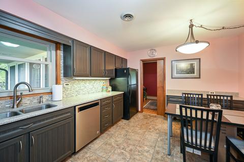 1912 Glencoe St, Wheaton, IL 60187 photo 12