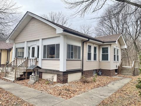 3 Park Pl, Peru, IL 61354 photo 1