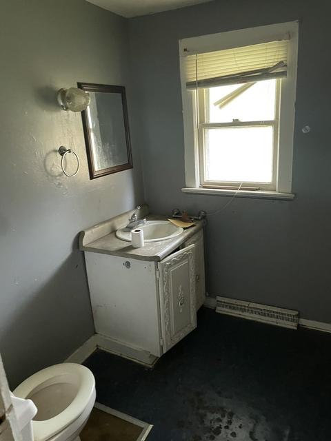 385 W Center St, Sheldon, IL 60966 photo 7