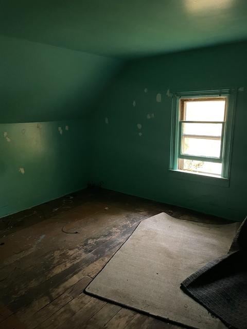385 W Center St, Sheldon, IL 60966 photo 6