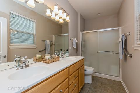 2775 Cascade Falls Cir, Elgin, IL 60124 photo 16