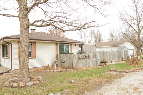 602 N 4th Ave, Chenoa, IL 61726 photo 1