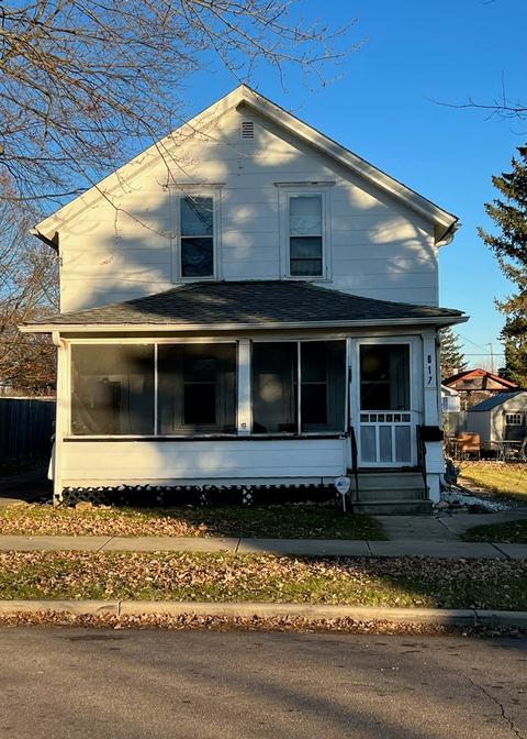 617 Monroe St, Aurora, IL 60505 photo 3