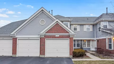171 Lawn Ct, Buffalo Grove, IL 60089