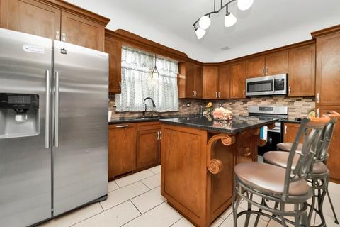 3935 Gage Ave, Lyons, IL 60534 photo 11