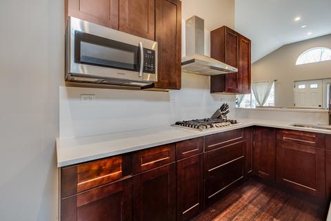 18232 Walter St, Lansing, IL 60438 photo 9