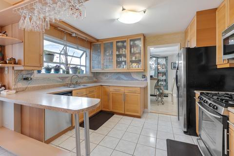 946 Honeysuckle Dr, Wheeling, IL 60090 photo 7