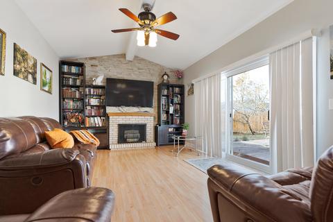 946 Honeysuckle Dr, Wheeling, IL 60090 photo 10
