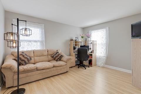 946 Honeysuckle Dr, Wheeling, IL 60090 photo 16