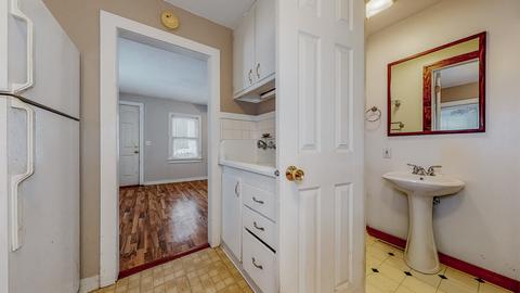 900 Carr St, Elgin, IL 60123 photo 7