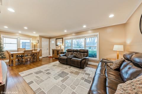 970 E Forest Ave, Des Plaines, IL 60018 photo 4