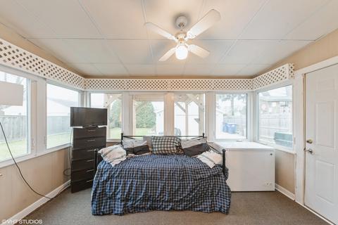 970 E Forest Ave, Des Plaines, IL 60018 photo 11