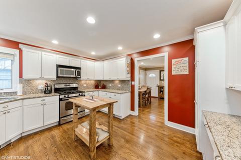 970 E Forest Ave, Des Plaines, IL 60018 photo 5