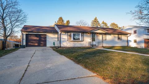 412 E 10th St, Pecatonica, IL 61063 photo 1
