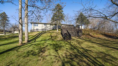 143 S Maple Ave, Byron, IL 61010 photo 3