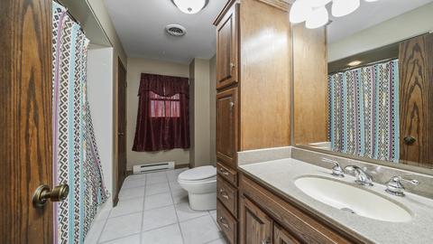 143 S Maple Ave, Byron, IL 61010 photo 24