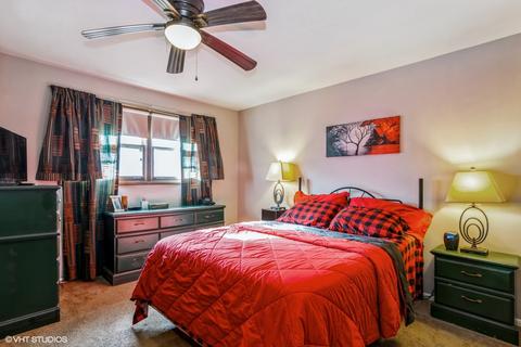 14101 S Manistee Ave, Burnham, IL 60633 photo 10