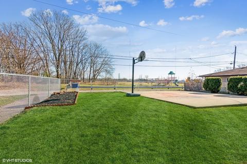 14101 S Manistee Ave, Burnham, IL 60633 photo 13