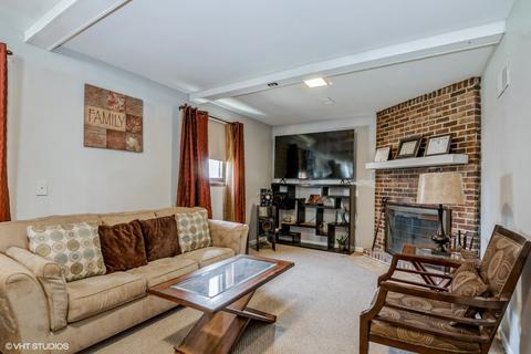 14101 S Manistee Ave, Burnham, IL 60633 photo 5