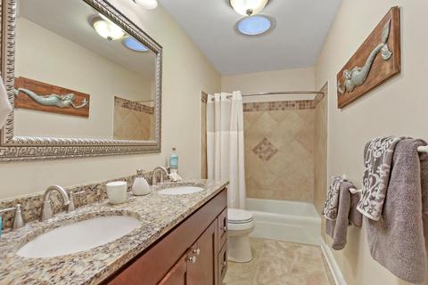 127 Valley Dr, Oakwood Hills, IL 60013 photo 7