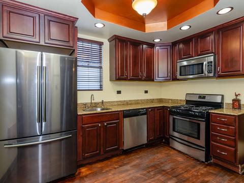 7654 S Champlain Ave, Chicago, IL 60619 photo 3