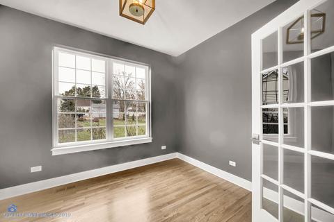 201 N Summit St, Wheaton, IL 60187 photo 6