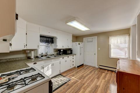 23135 Schulze Ln, Steger, IL 60475 photo 8