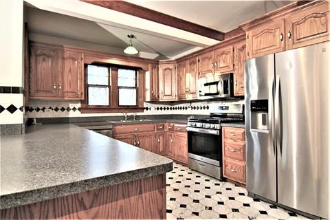 29 E 6th Ave, Naperville, IL 60563 photo 9